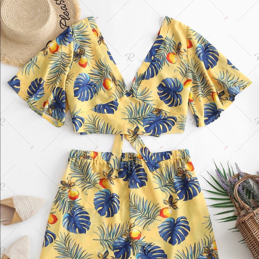 2 PEICE SHORTS AND TOP SET